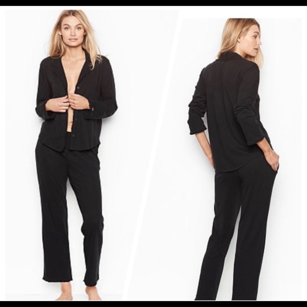 Victoria Secret Featherweight Ruffle PJ in WHITE